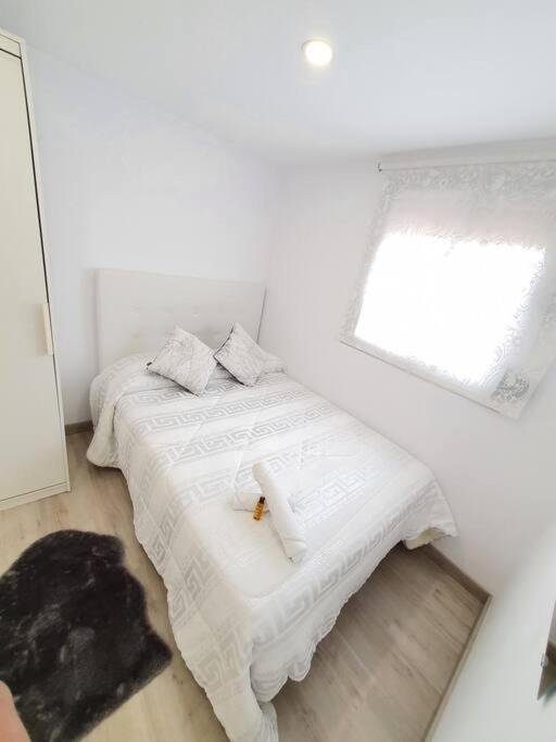 Habitaciones Bonitas Y Comodas L'Hospitalet de Llobregat Extérieur photo